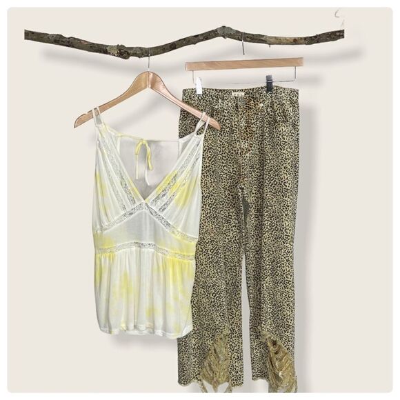 BAYSIDE Summer Drop" Knit Sleeveless Top W/ Lace - Picture 14 of 16